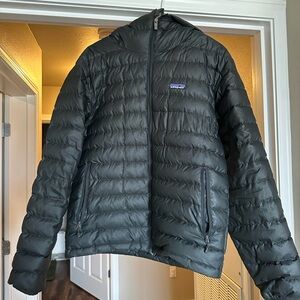 Patagonia Men's Dark Gray Puffer Jacket